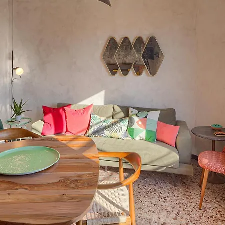 Alida House Floor * Levanto
